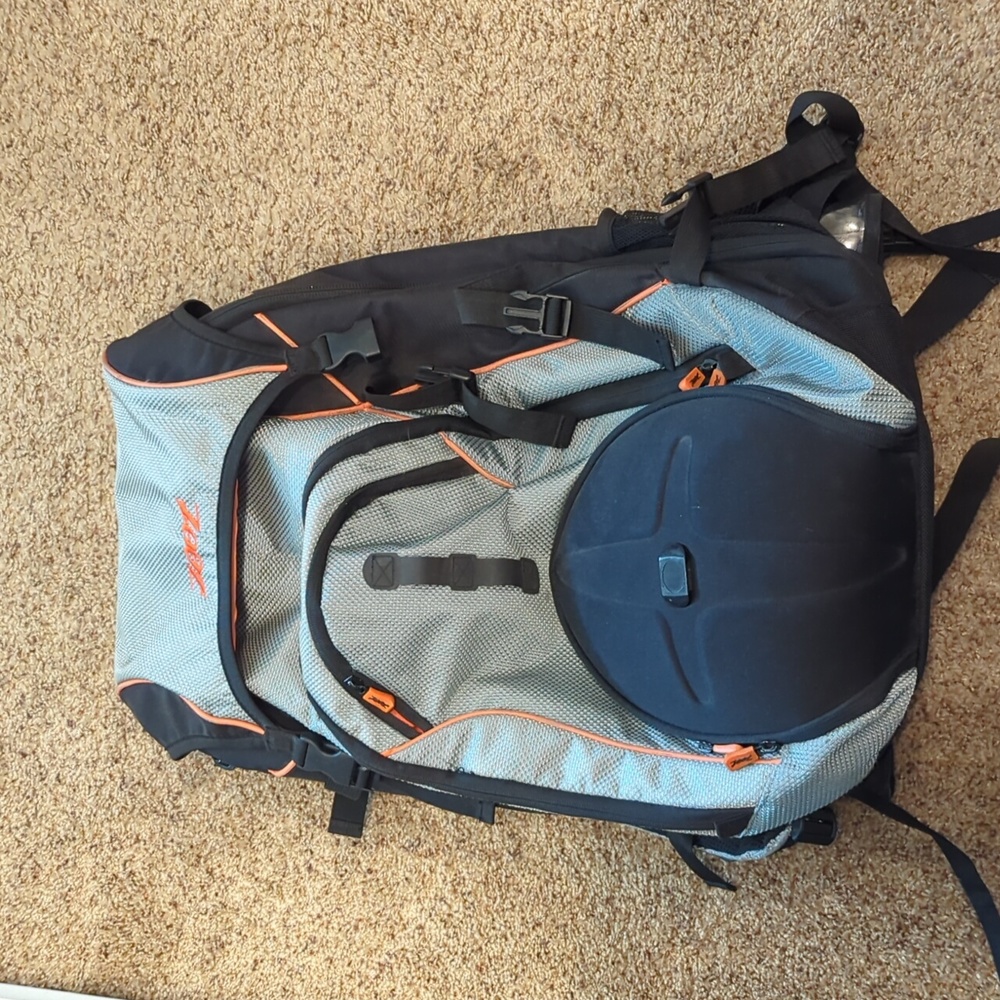 Zoot travel triathlon bag
